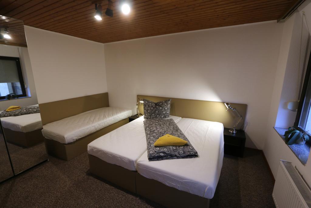 Nadines Ferienwohnung Krefeld Ngoại thất bức ảnh